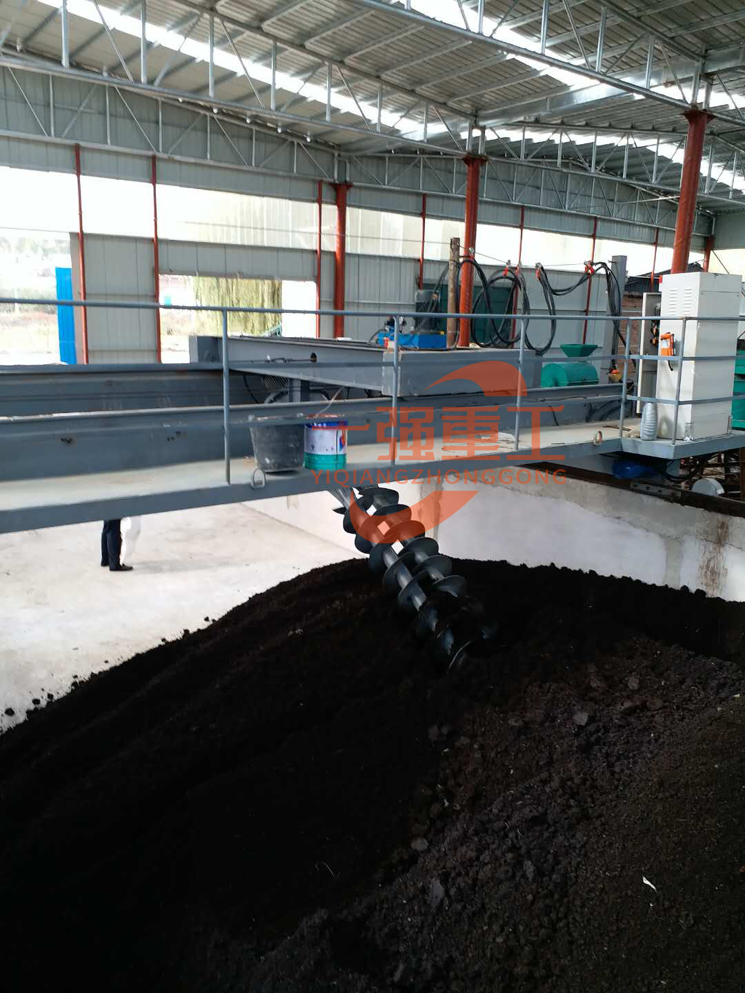 有机肥生产线设备 发酵翻堆设备